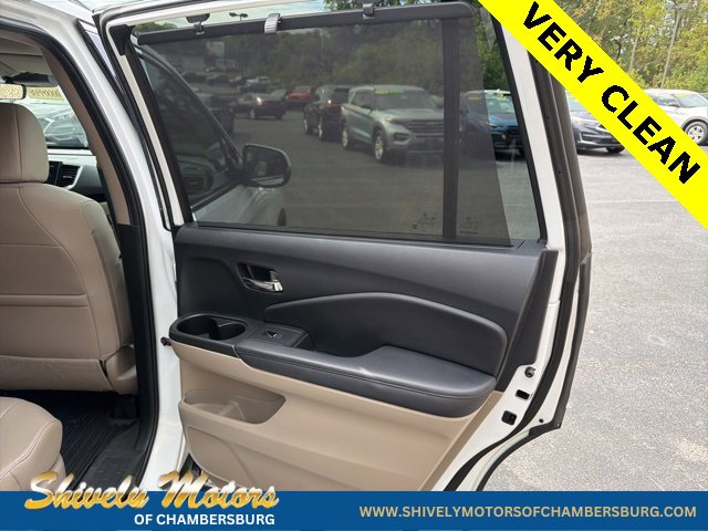 Used 2022 Honda Pilot Touring image 12