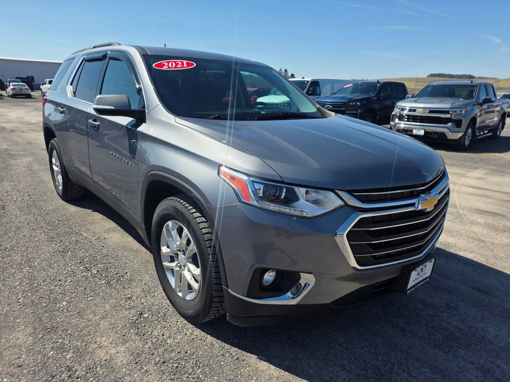 Used 2021 Chevrolet Traverse LT image 13
