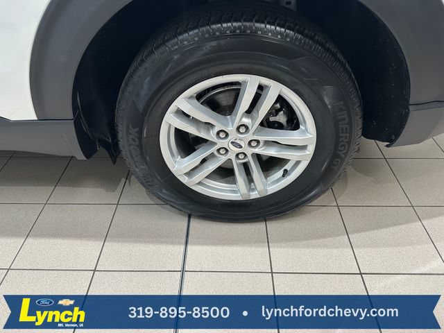 Certified 2024 Ford Explorer XLT w/ Equipment Group 202A AWD/4WD image 32