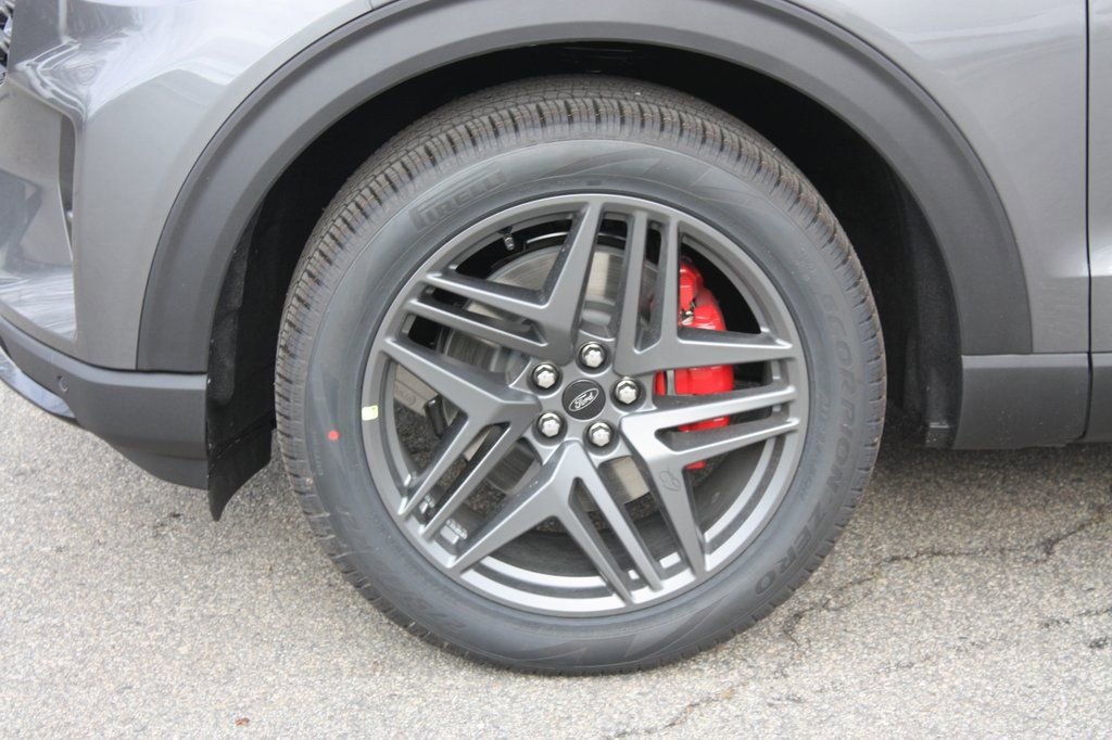 New 2026 Ford Explorer ST-Line w/ ST-Line Street Pack image 31