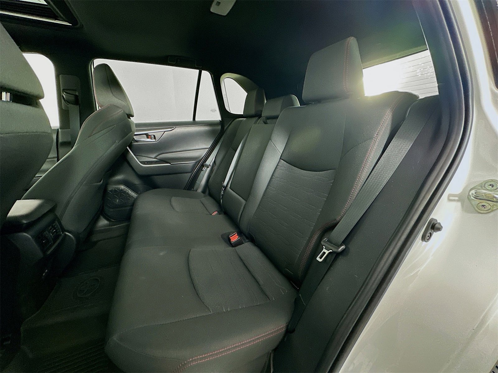 Certified 2024 Toyota RAV4 SE image 25