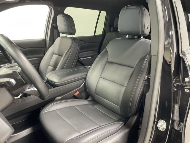 Certified 2025 Chevrolet Traverse LT AWD/4WD image 11