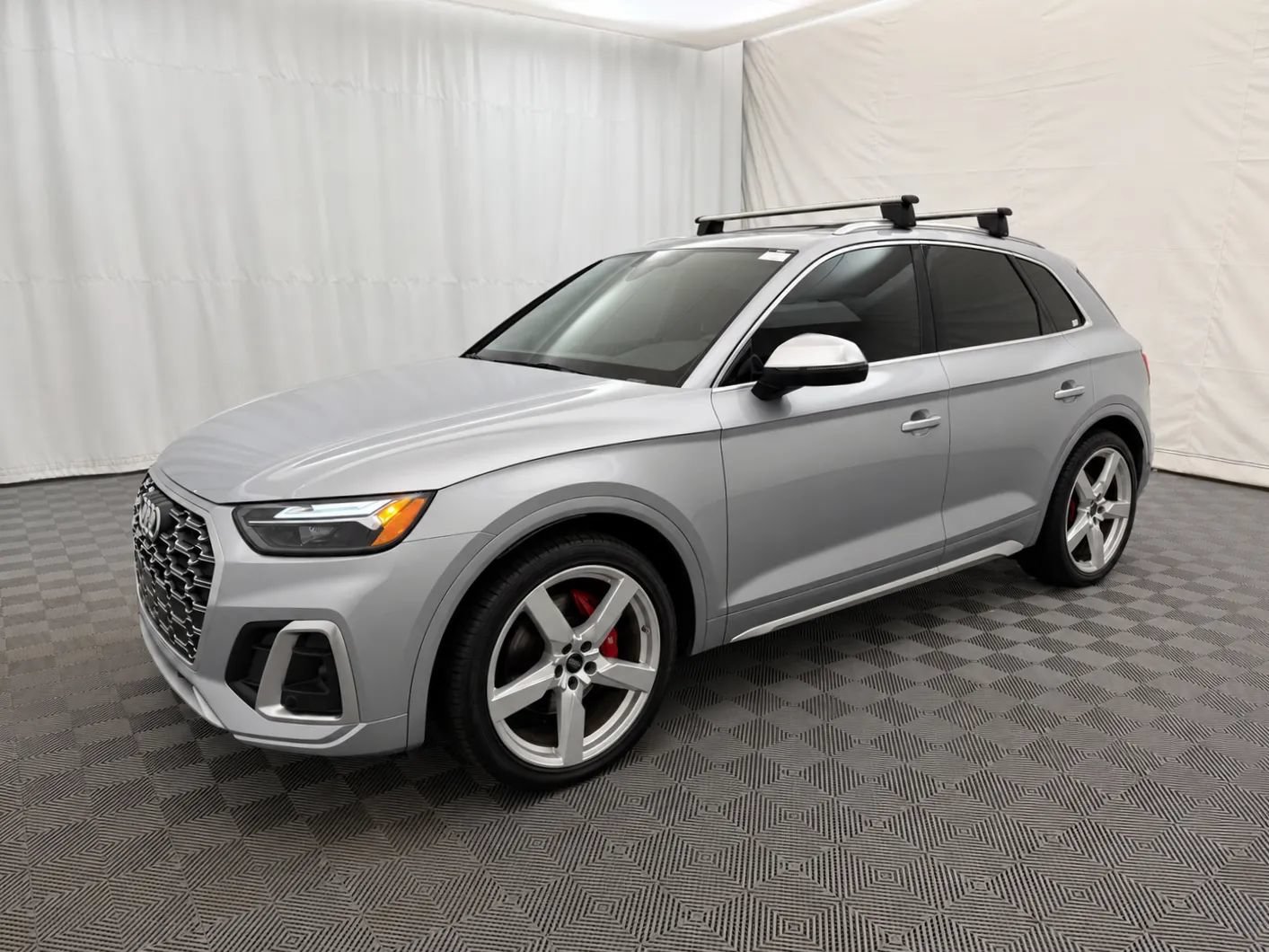 Used 2023 Audi SQ5 Premium Plus w/ Premium Plus Package AWD/4WD image 2
