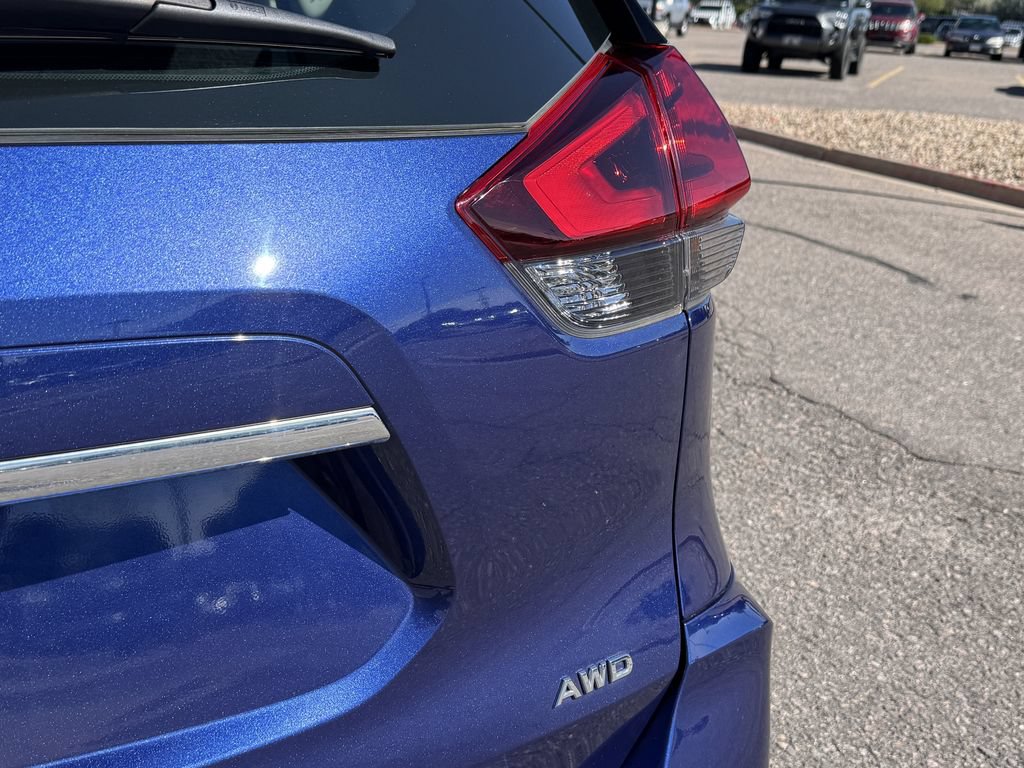 Used 2020 Nissan Rogue S AWD/4WD image 7
