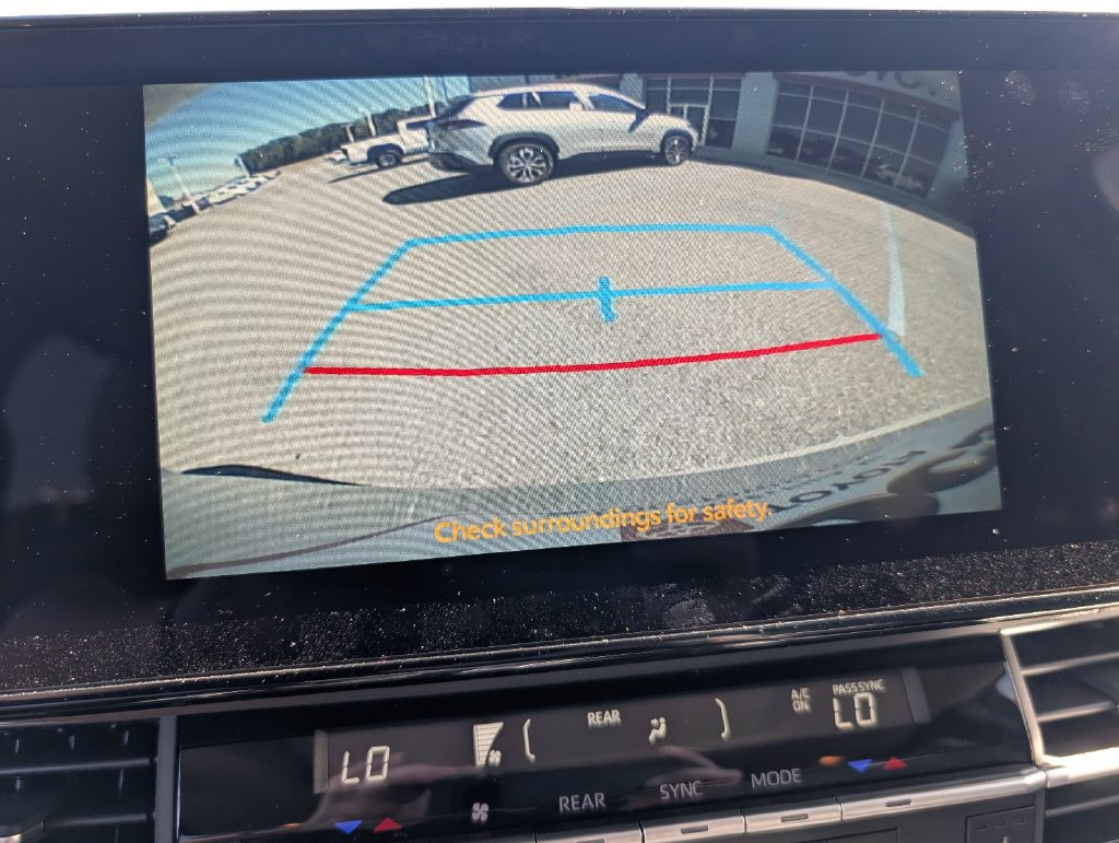 New 2026 Toyota Sienna XLE FWD image 14