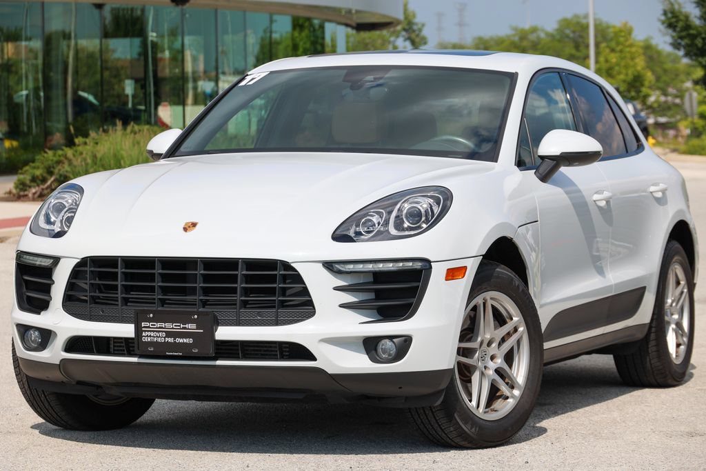 Certified 2017 Porsche Macan AWD/4WD image 10