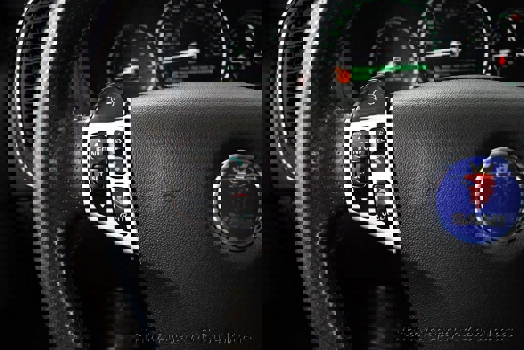 Used 2009 Saab 9-3 Aero image 28