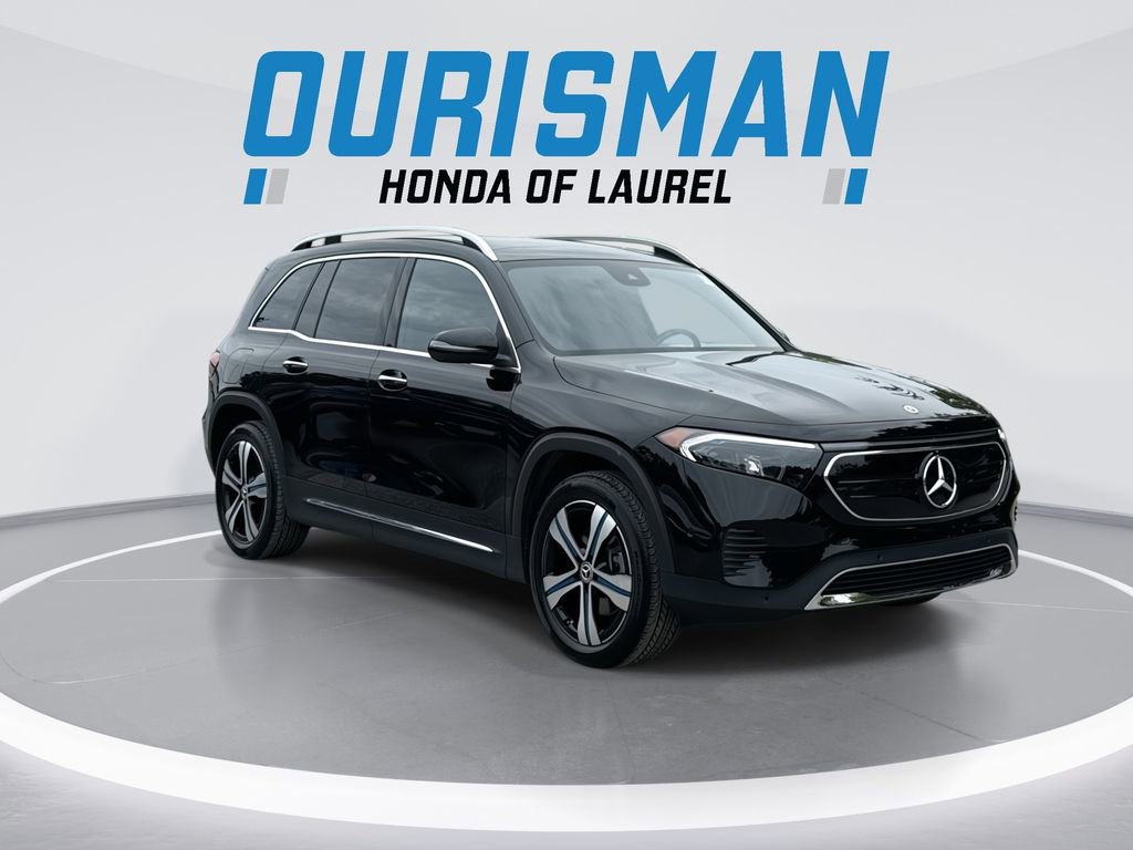 Used 2023 Mercedes-Benz EQB 350 4MATIC SUV image 2