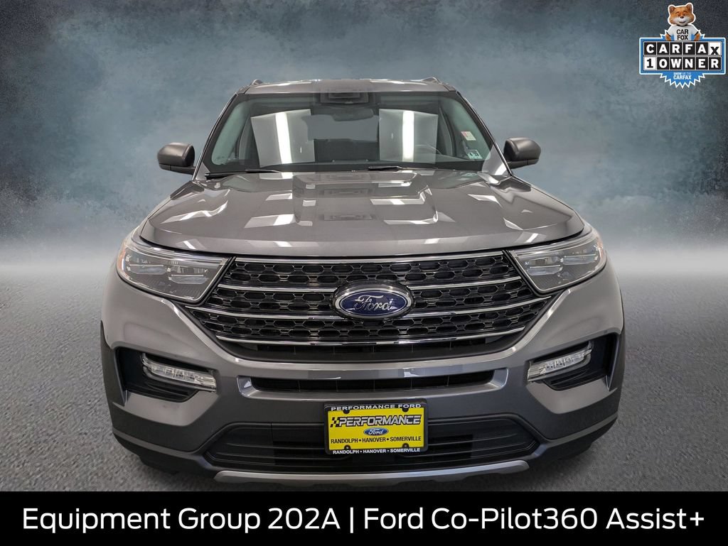 Used 2022 Ford Explorer XLT w/ Equipment Group 202A AWD/4WD image 2