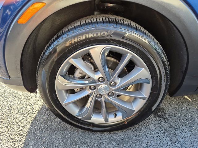Used 2023 Buick Encore GX Essence w/ Experience Buick Package image 4