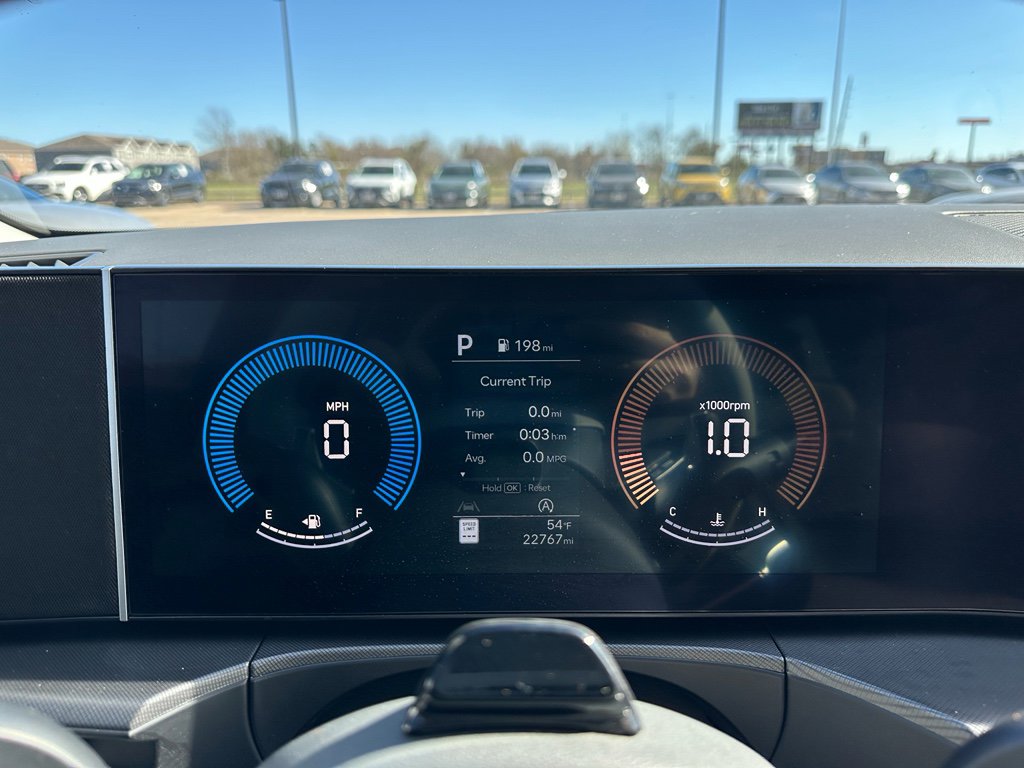 Used 2025 Hyundai Santa Fe SEL image 19