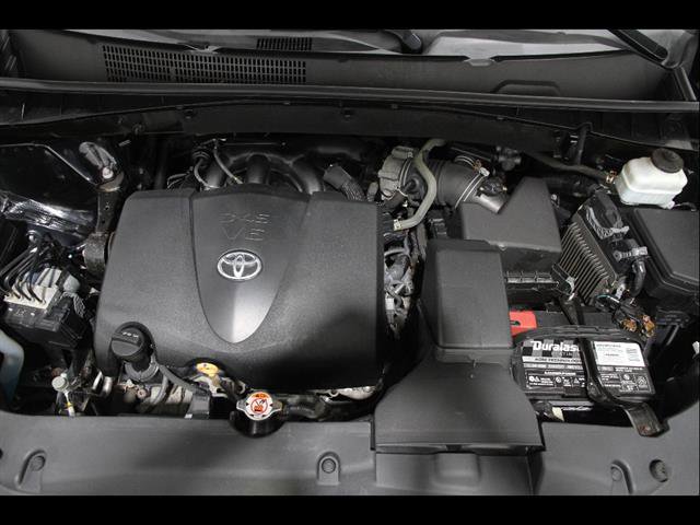 Used 2019 Toyota Highlander Limited AWD/4WD image 21