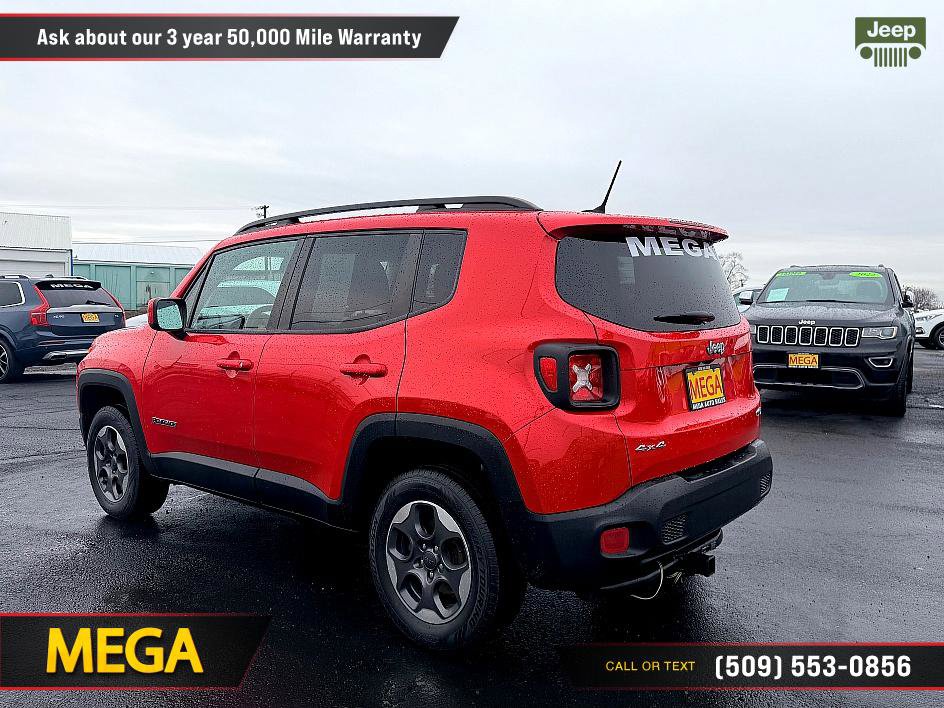 Used 2016 Jeep Renegade Latitude image 8
