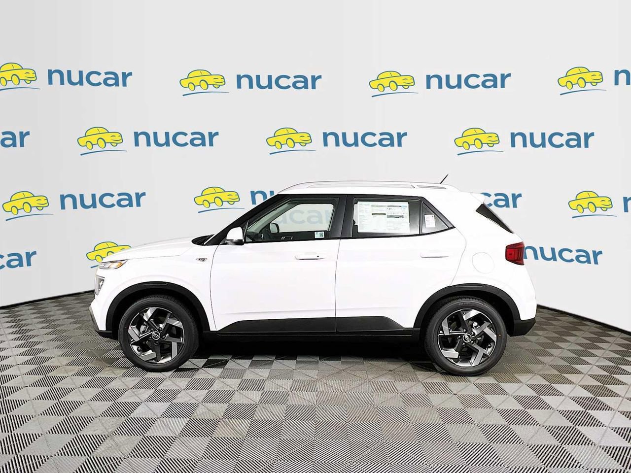 New 2025 Hyundai Venue SEL image 4