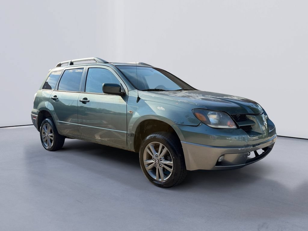 Used 2004 Mitsubishi Outlander XLS FWD image 1