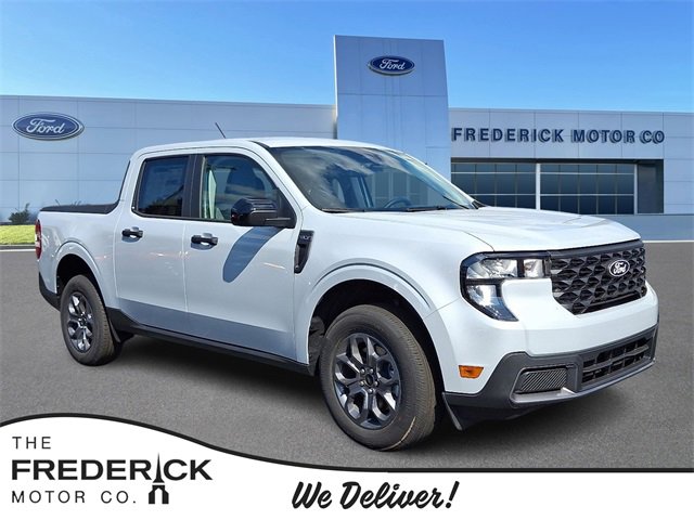 New 2025 Ford Maverick XLT w/ XLT Luxury Package