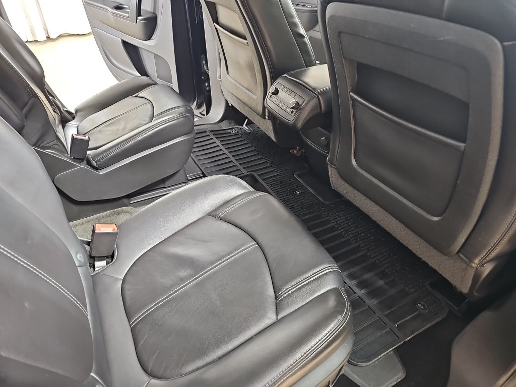 Used 2013 Chevrolet Traverse LT FWD image 14