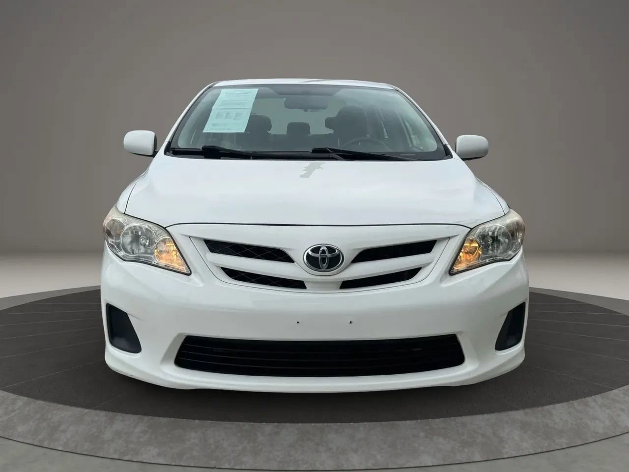 Used 2013 Toyota Corolla L image 2