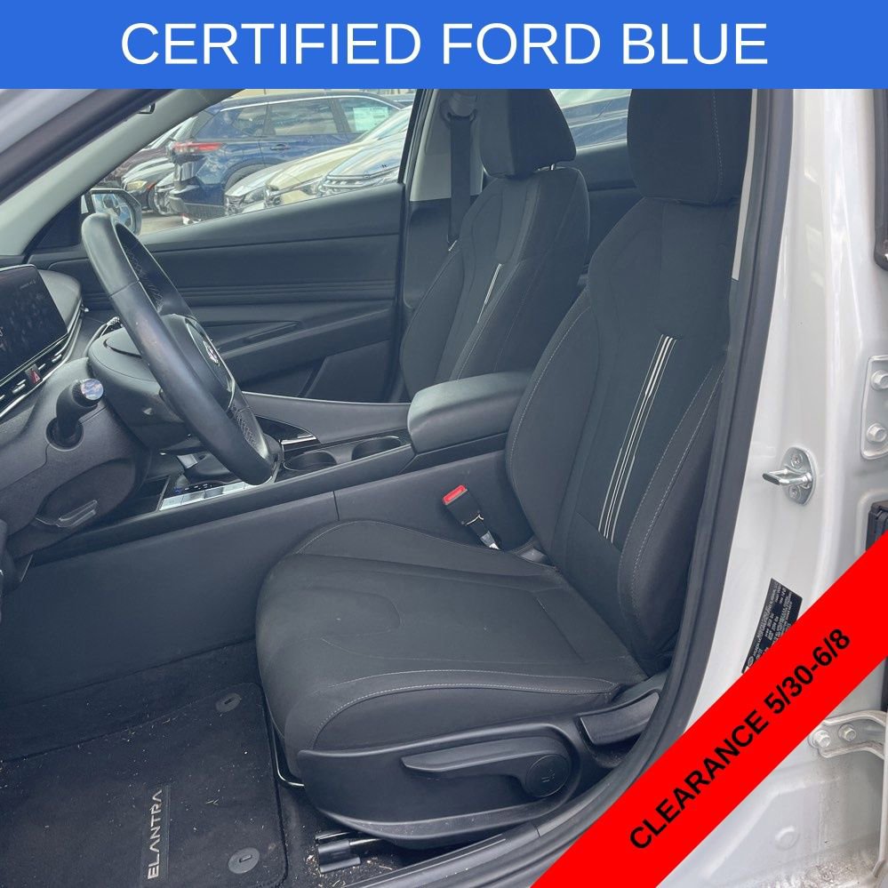 Used 2023 Hyundai Elantra SEL w/ Convenience Package FWD image 11