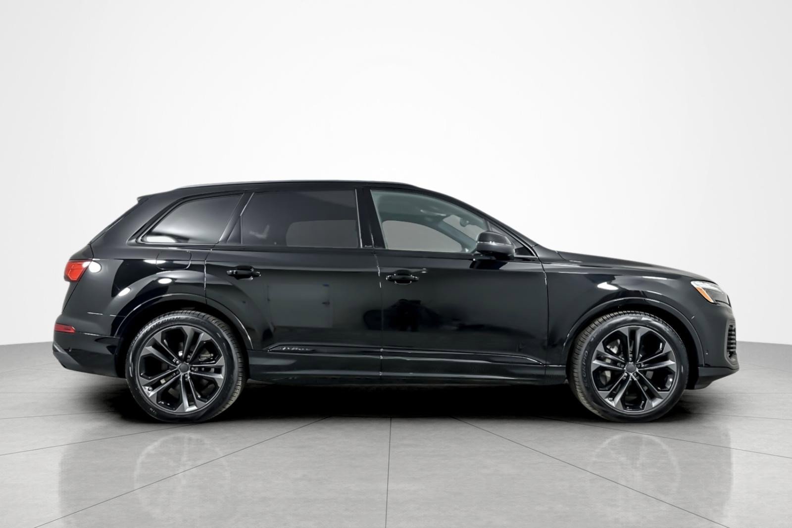 New 2026 Audi Q7 3.0T Premium Plus AWD/4WD image 7