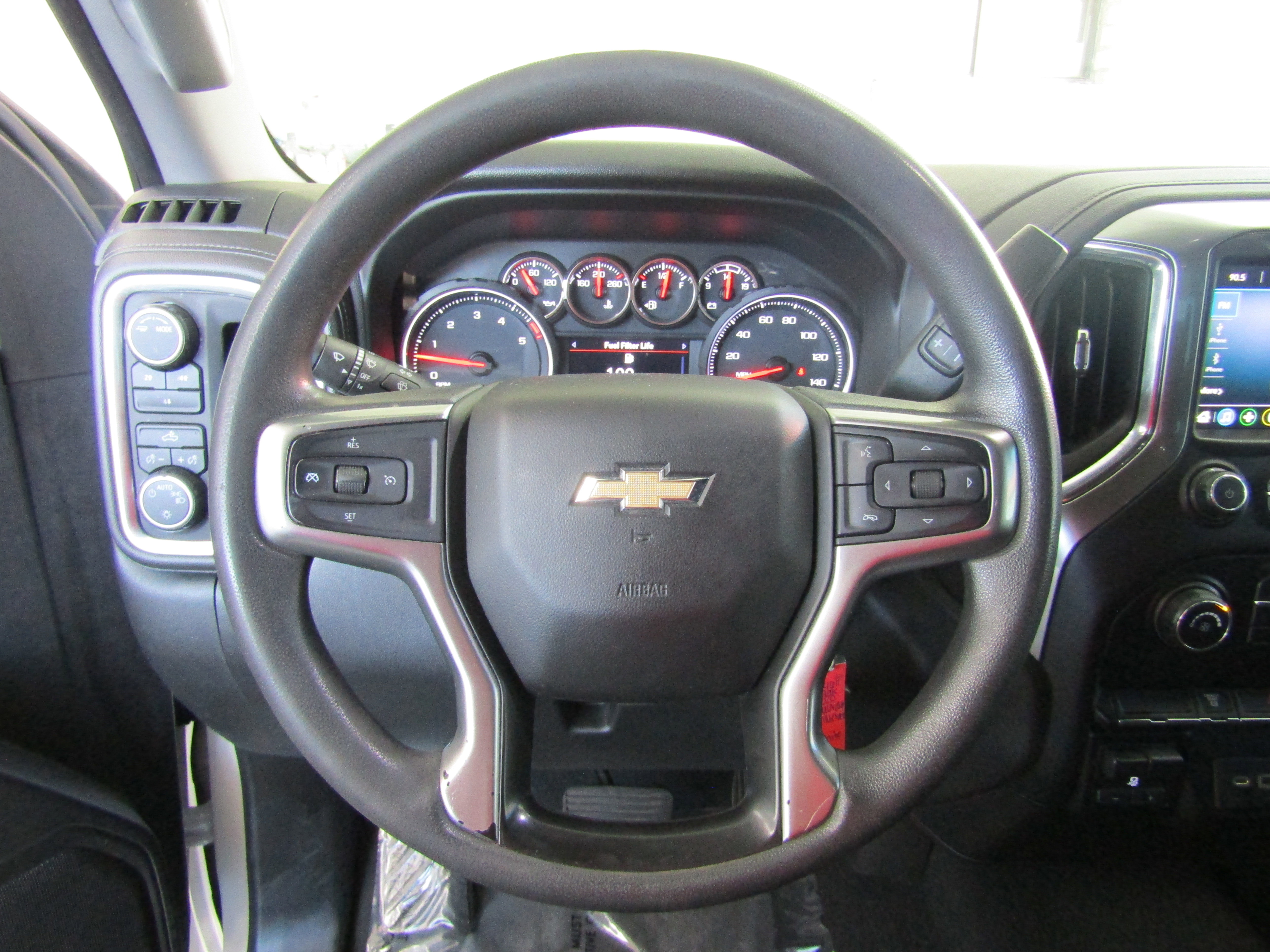 Used 2020 Chevrolet Silverado 2500 LT w/ Z71 Off-Road Package image 13