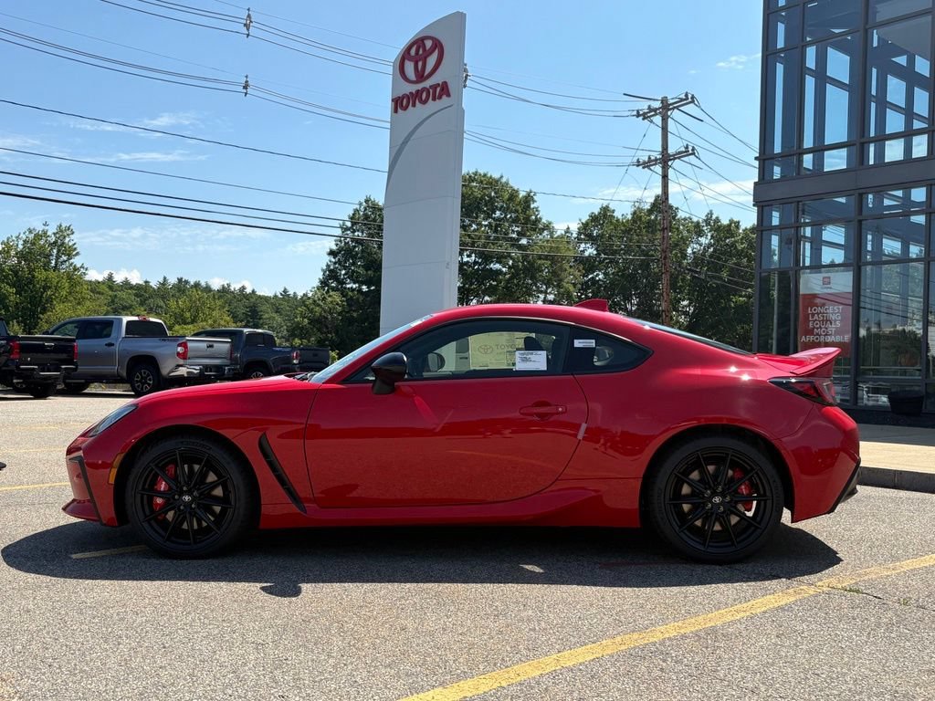 New 2026 Toyota GR86 Premium RWD image 2