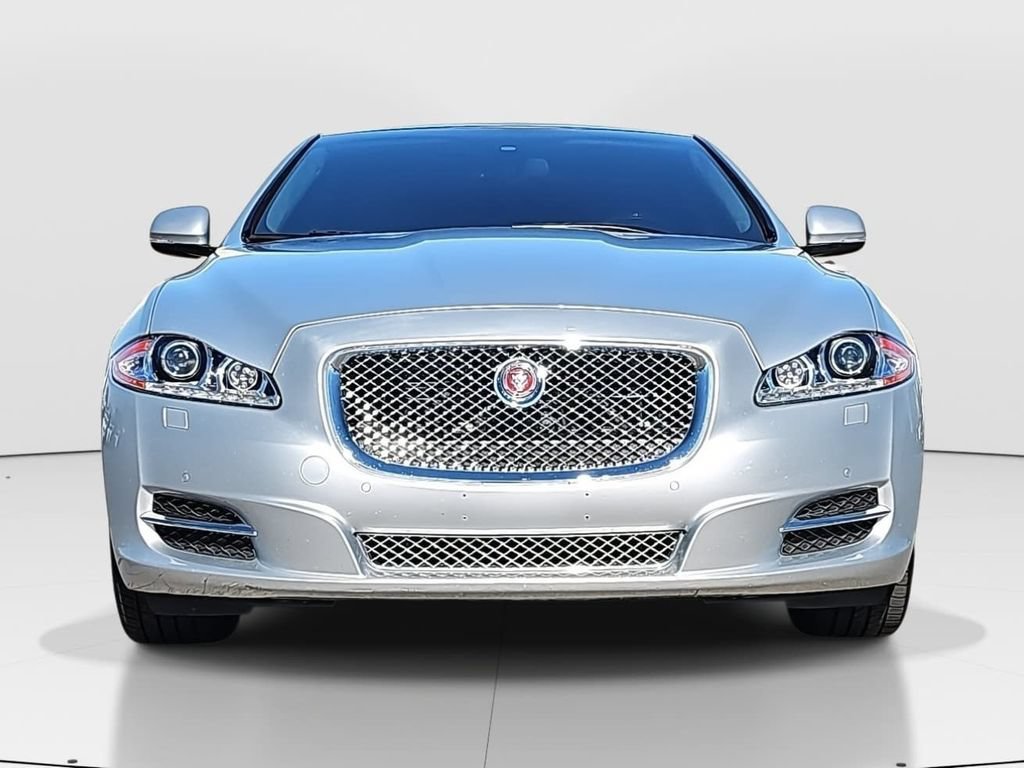 Used 2015 Jaguar XJ L Portfolio RWD image 2