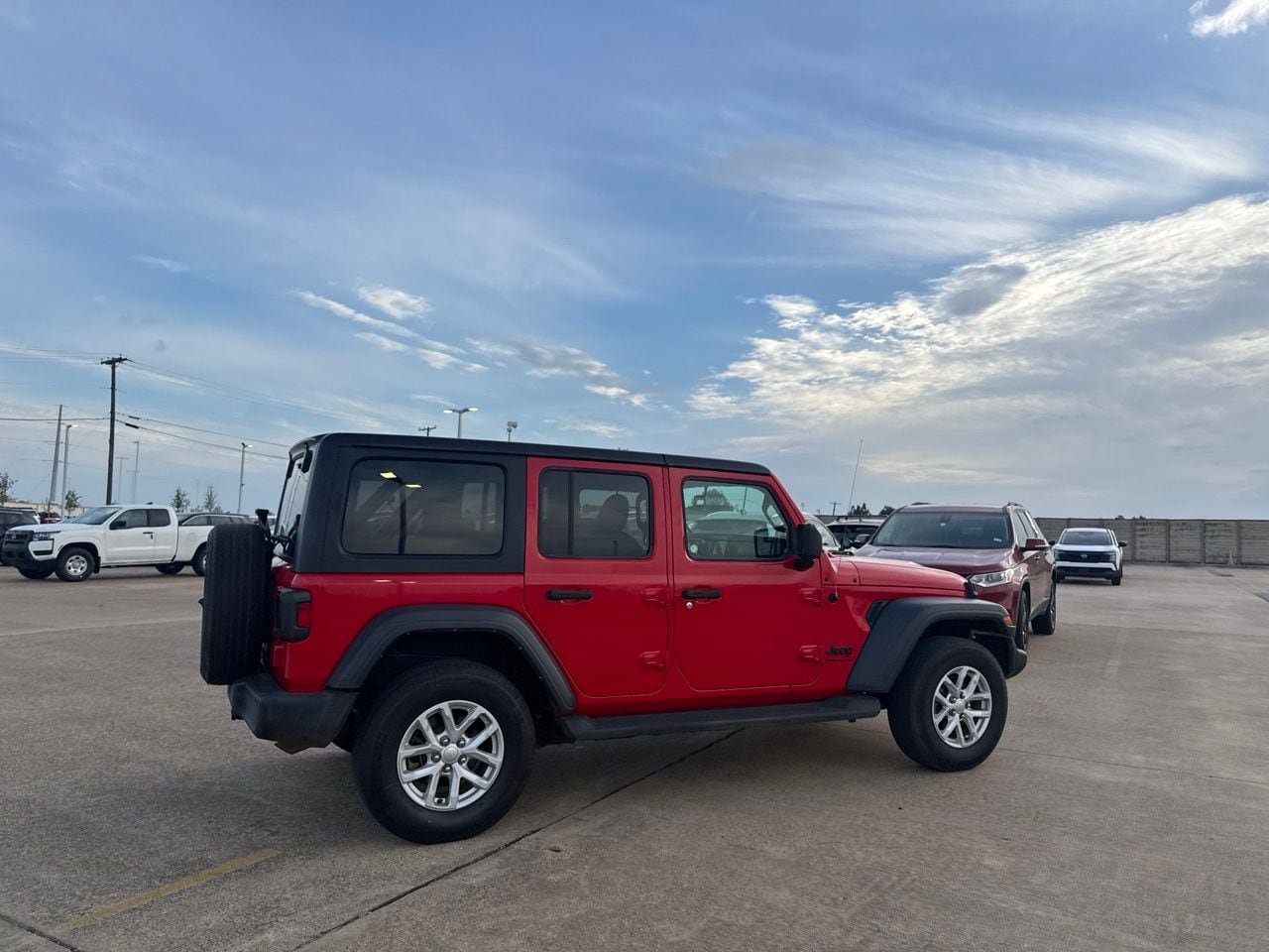 Used 2023 Jeep Wrangler Unlimited Sport AWD/4WD image 21