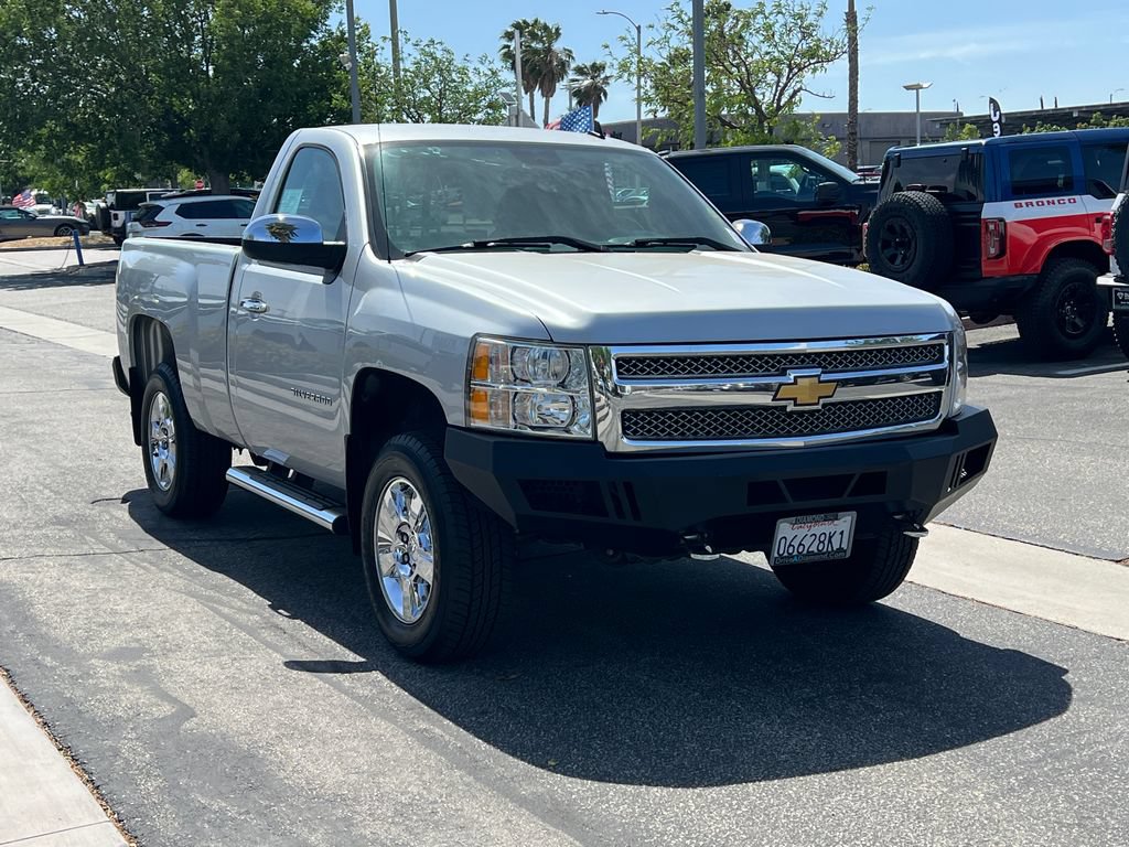Used 2013 Chevrolet Silverado 1500 LT w/ Chrome Essentials Package RWD image 10