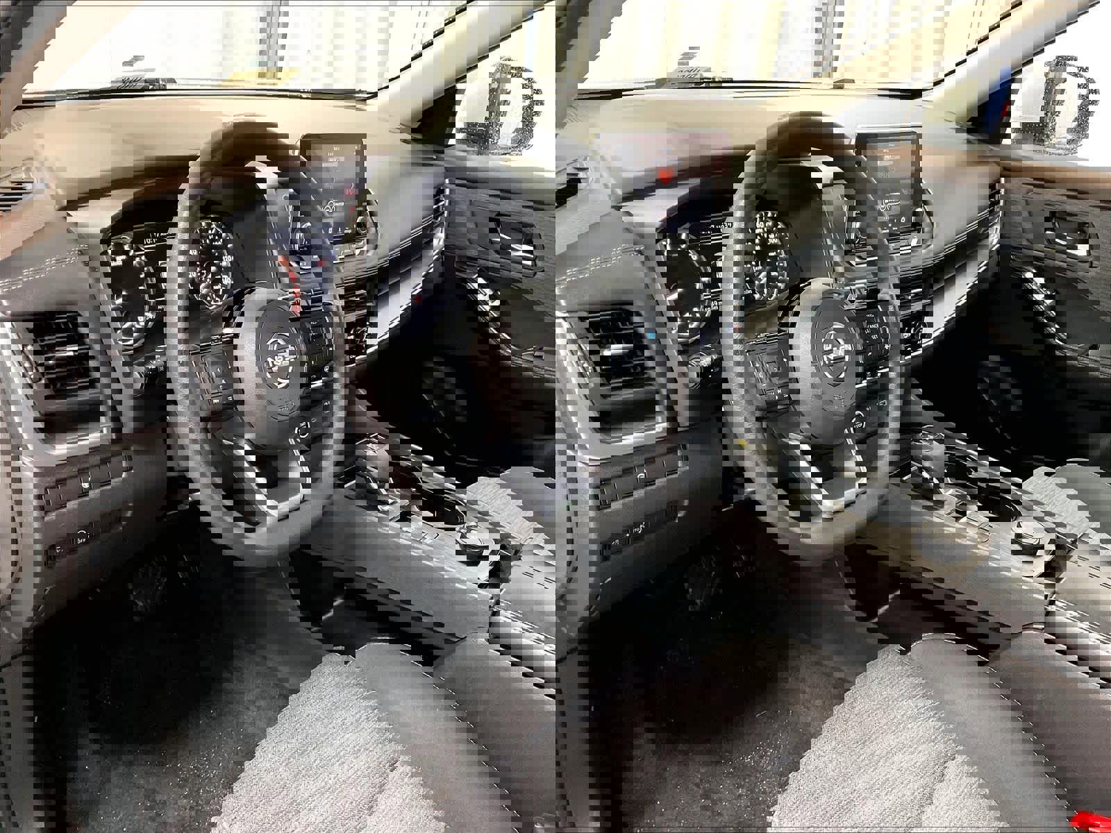 Used 2023 Nissan Rogue SV AWD/4WD image 8