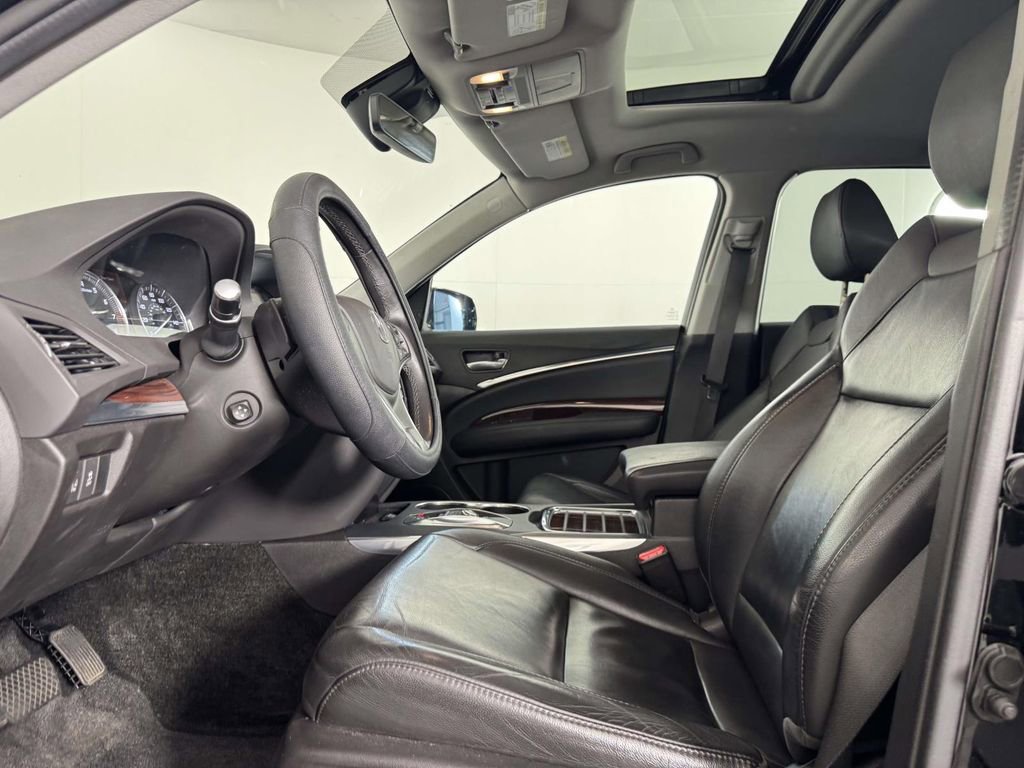 Used 2016 Acura MDX SH-AWD w/ Technology Package image 4