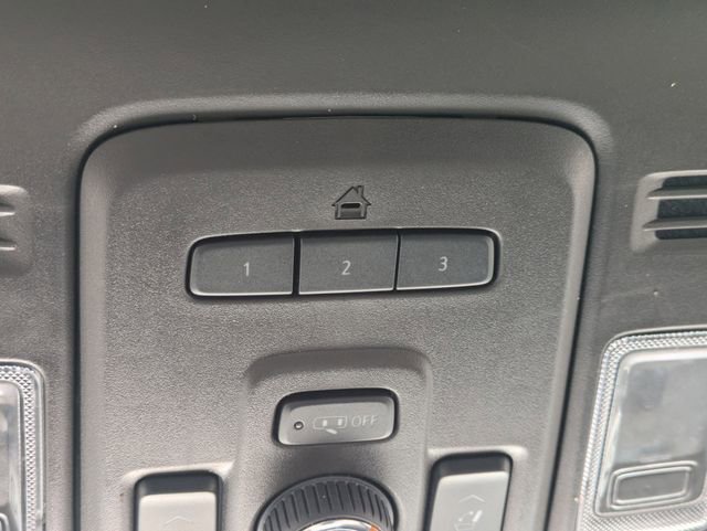 Used 2022 GMC Yukon Denali image 26