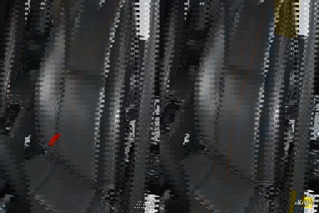 Used 2011 Volvo XC60 3.2 image 15