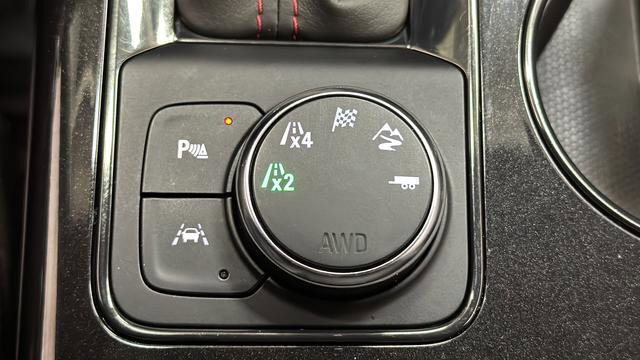 Used 2021 Chevrolet Blazer RS w/ Enhanced Convenience Package image 40