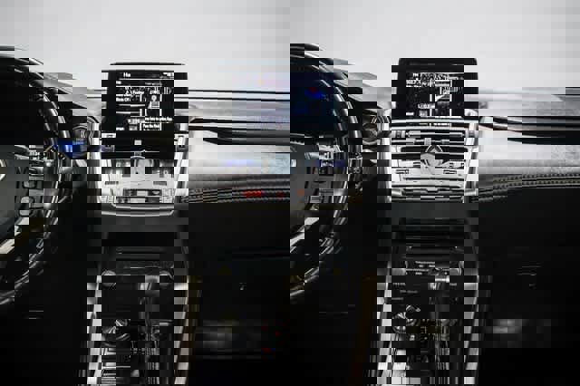 Used 2018 Lexus NX 300 FWD image 13