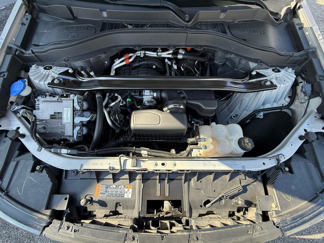 Used 2021 Chevrolet Express 2500 w/ Driver Convenience Package image 39