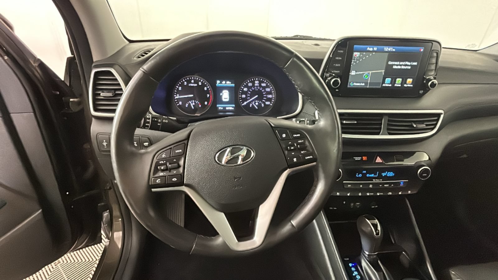 Used 2020 Hyundai Tucson Ultimate w/ Cargo Package AWD/4WD image 17