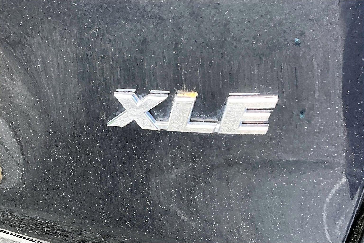 Used 2024 Toyota RAV4 XLE FWD image 8