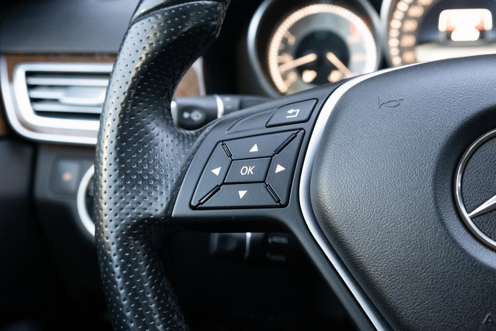 Used 2016 Mercedes-Benz E 350 E 350 image 7