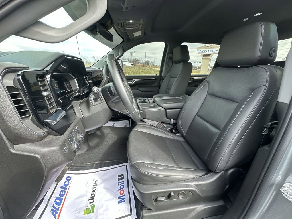 Used 2024 Chevrolet Silverado 2500 LTZ AWD/4WD image 11