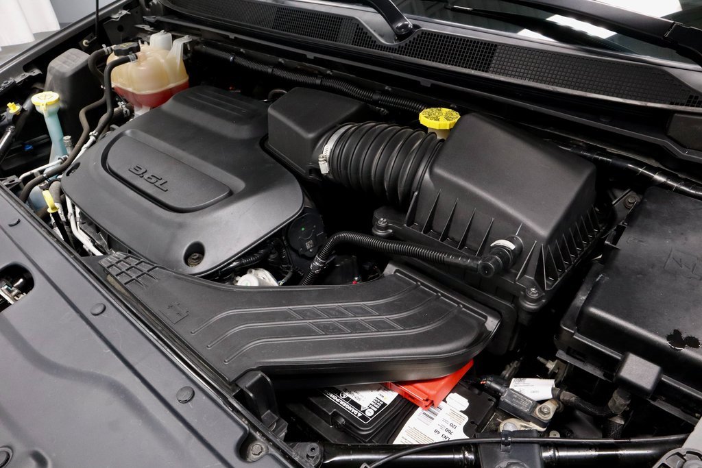 Used 2020 Chrysler Pacifica Touring-L w/ Advanced Safetytec Group image 16