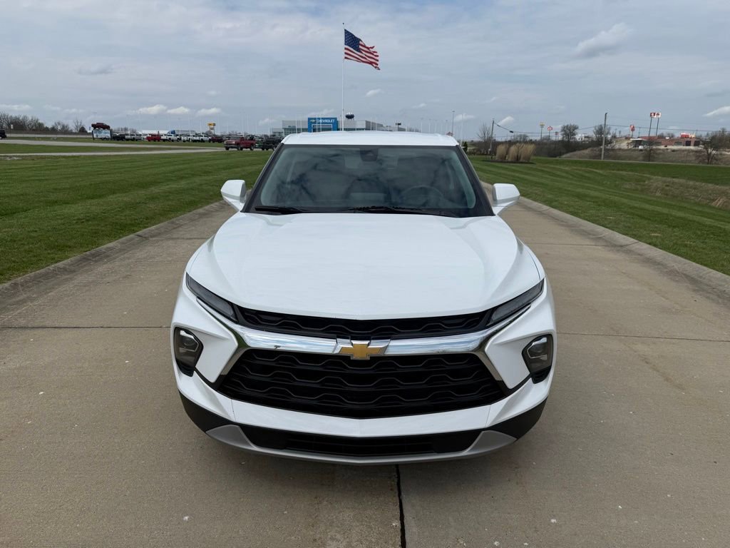 Used 2023 Chevrolet Blazer LT w/ Driver Confidence Package image 11
