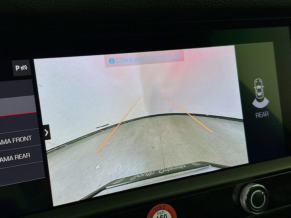 Certified 2026 Porsche Macan image 17