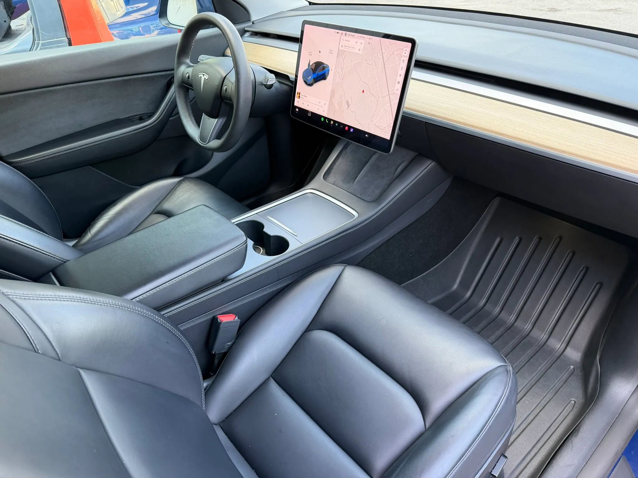 Used 2021 Tesla Model Y Long Range AWD/4WD image 21