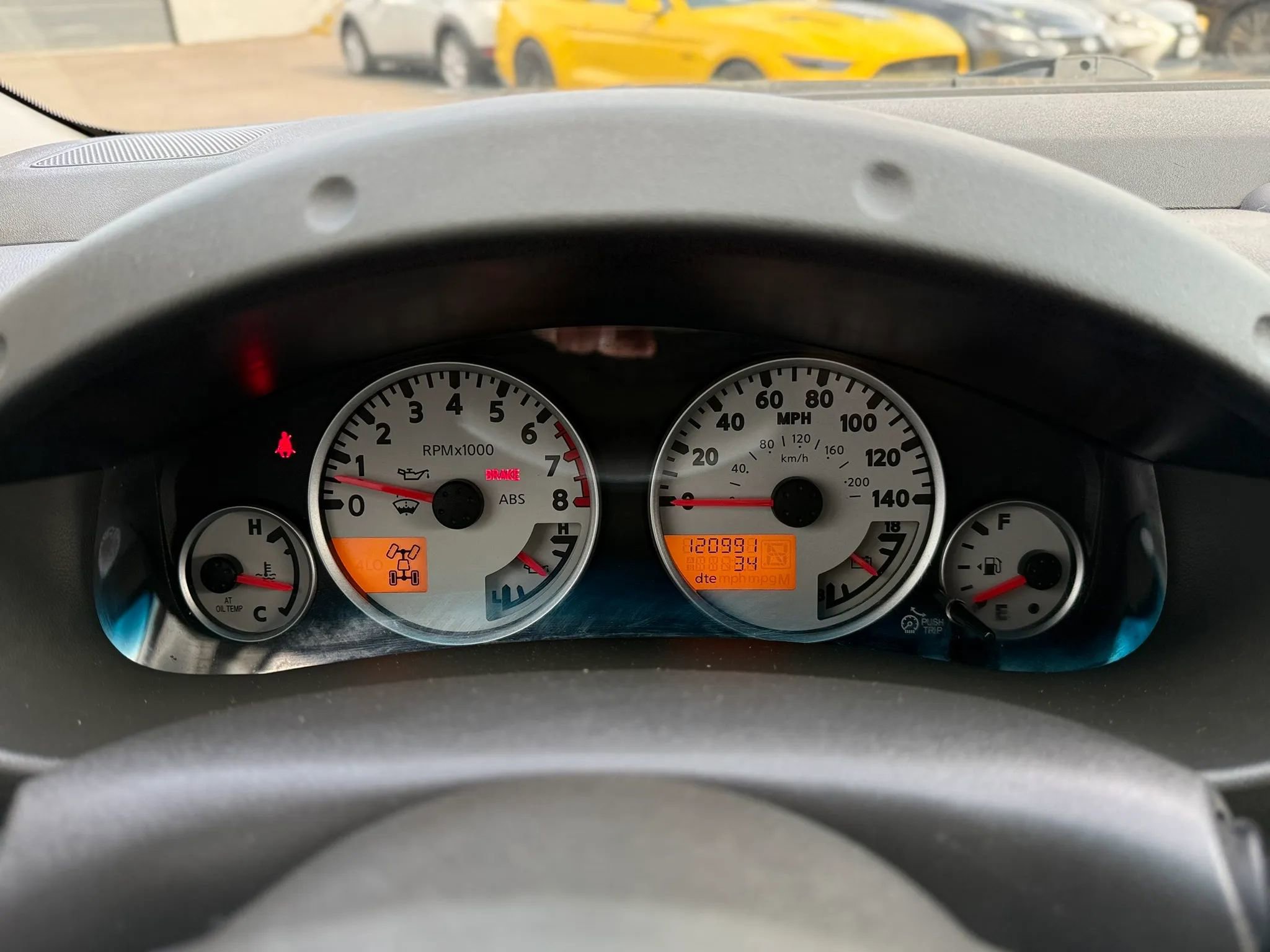 Used 2014 Nissan Xterra PRO-4X w/ Nevada Tow Package AWD/4WD image 28