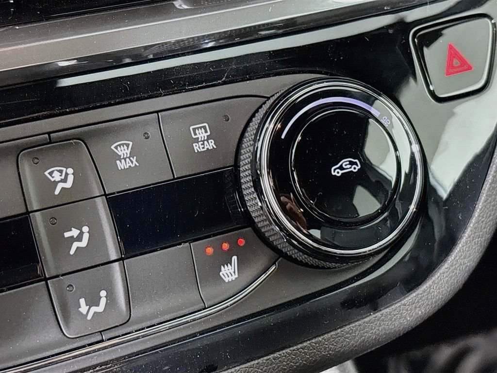 New 2026 Buick Envista Sport Touring w/ Convenience I Package FWD image 18