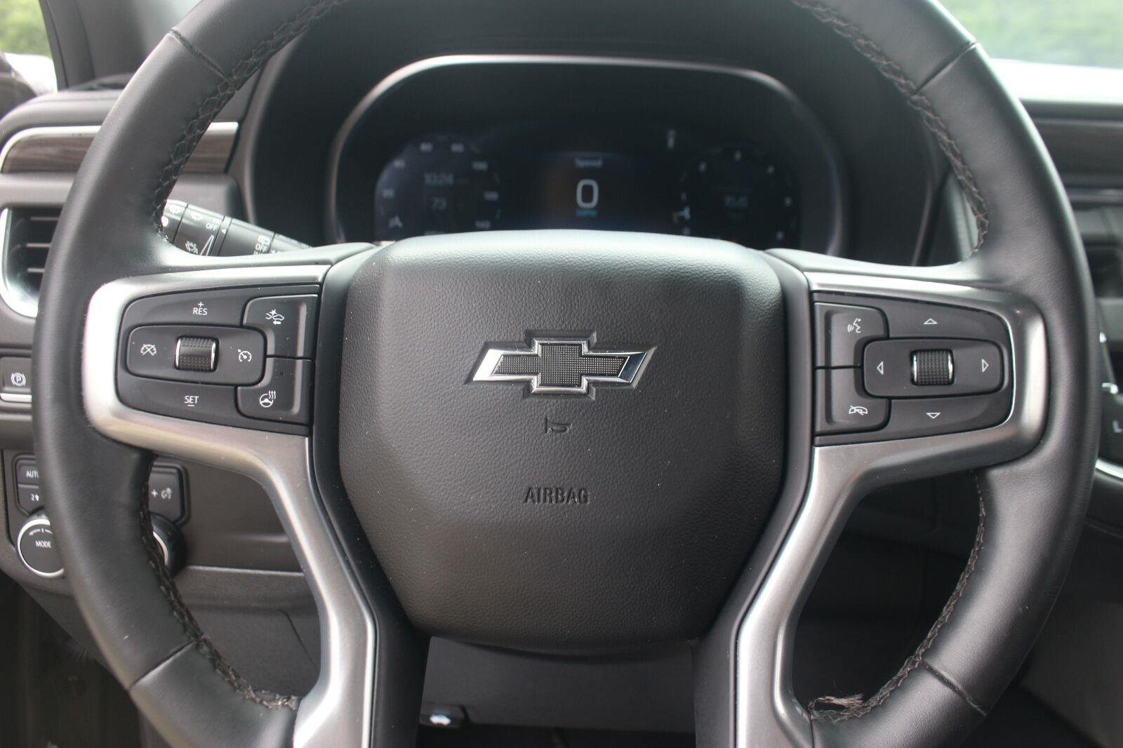 Used 2024 Chevrolet Tahoe Z71 w/ Luxury Package AWD/4WD image 22