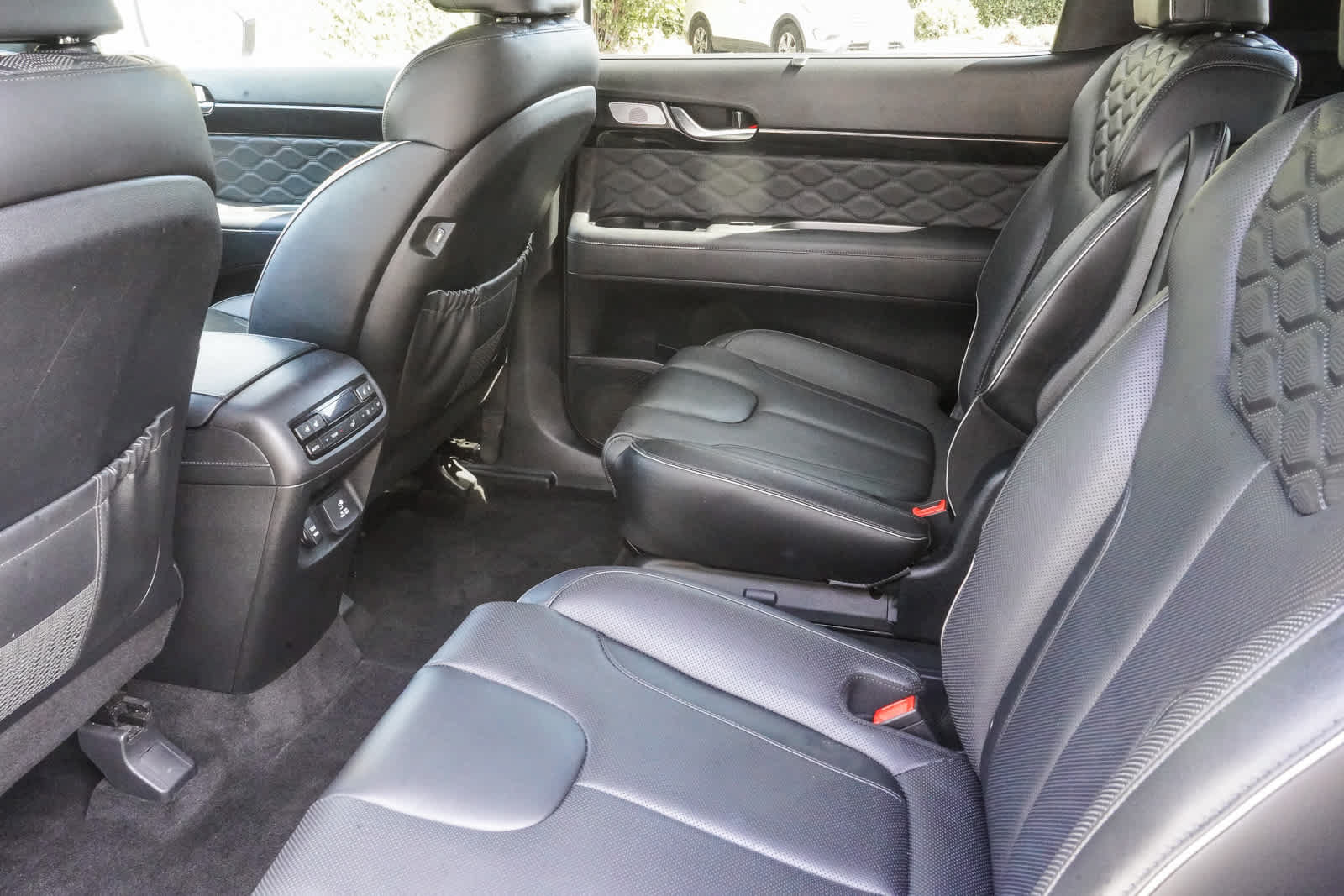 Used 2021 Hyundai Palisade Calligraphy w/ Winter Package FWD image 18