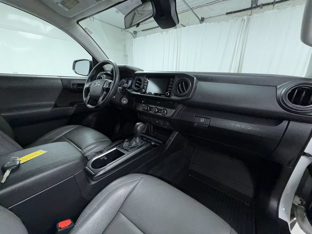 Certified 2023 Toyota Tacoma SR RWD image 5