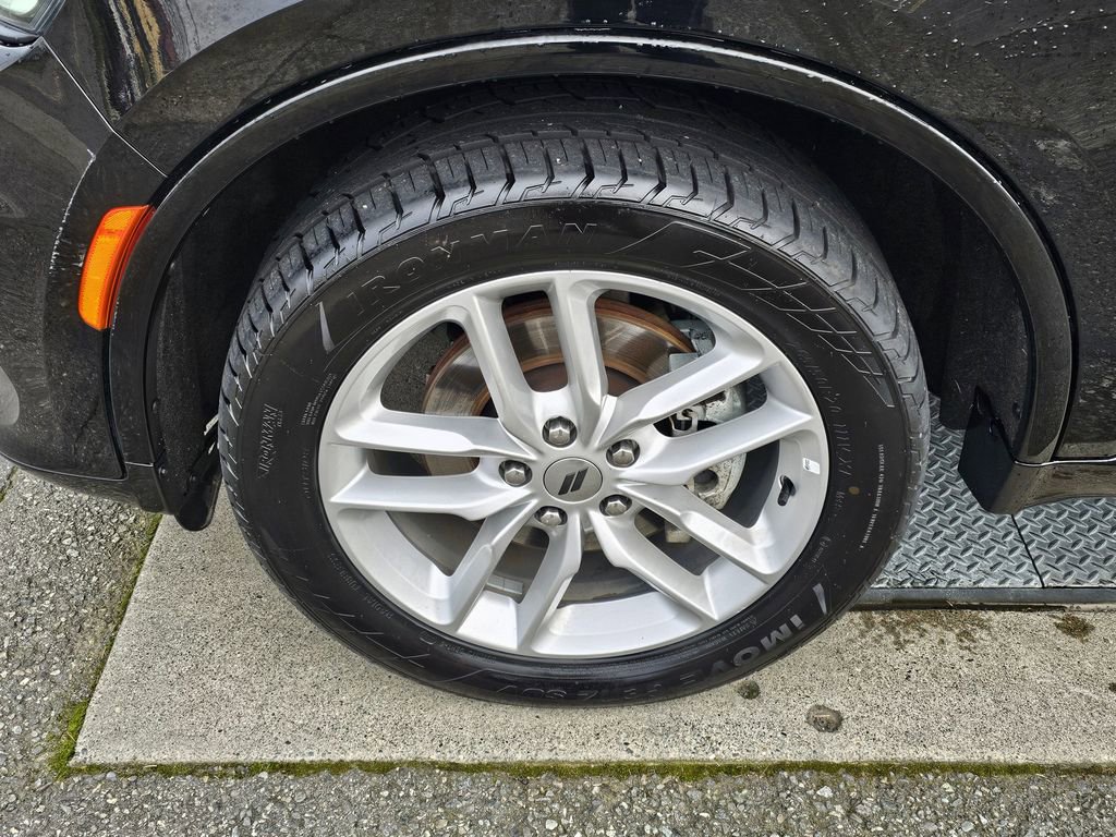 Used 2024 Dodge Durango GT image 9